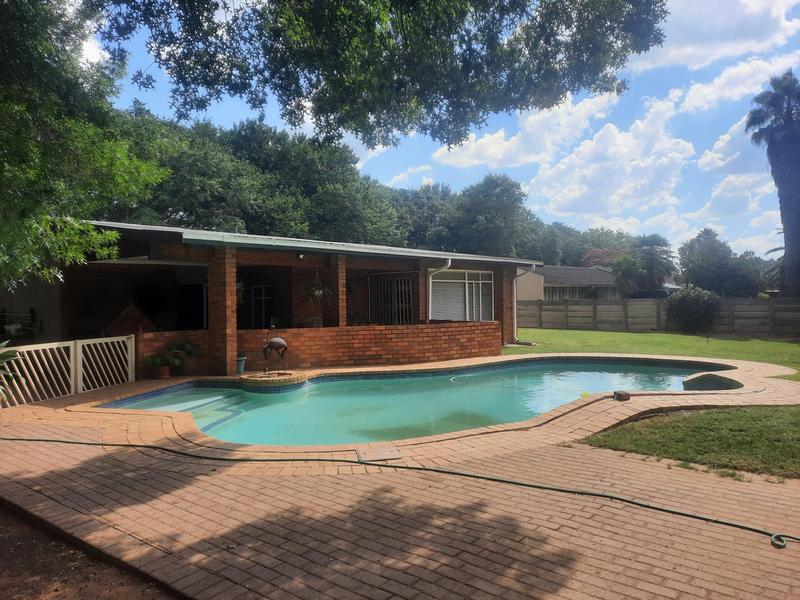 4 Bedroom Property for Sale in Sasolburg Ext 4 Free State